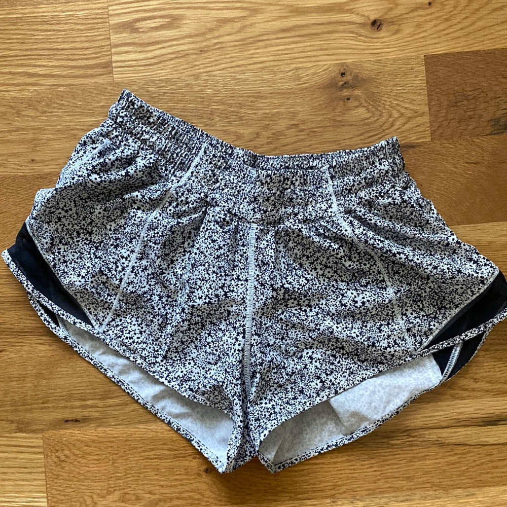 Lululemon Hotty Hot Shorts